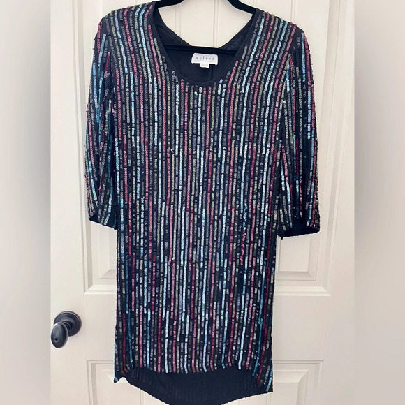 Gorgeous Velvet by Graham & Spencer sequin mini dress shift style Vneck - Picture 2 of 7